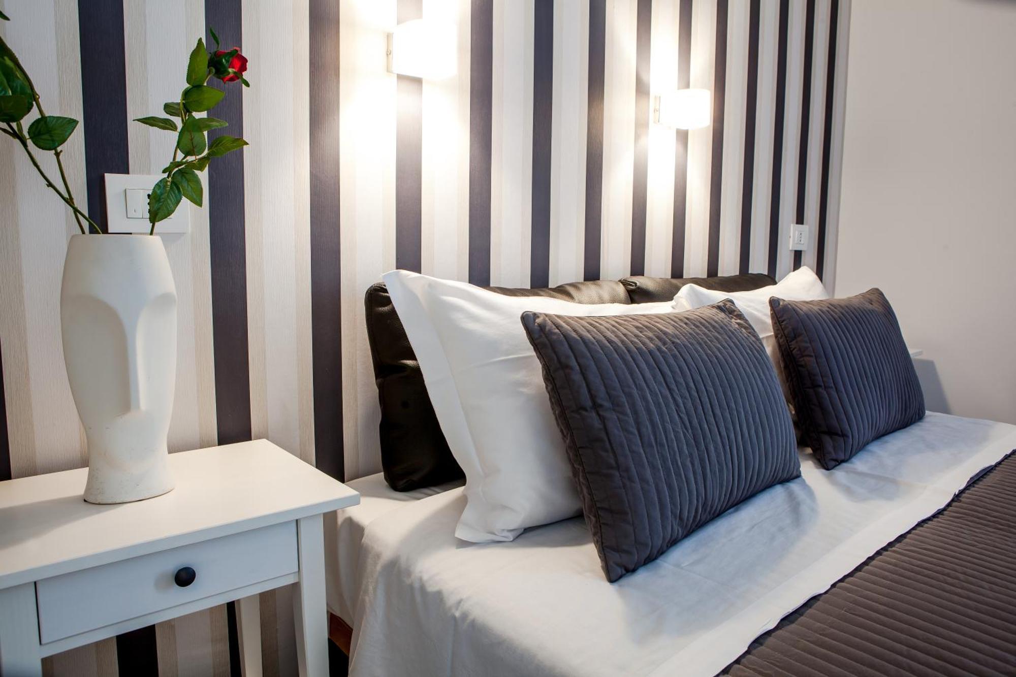 Venere Rooms Termoli Bagian luar foto